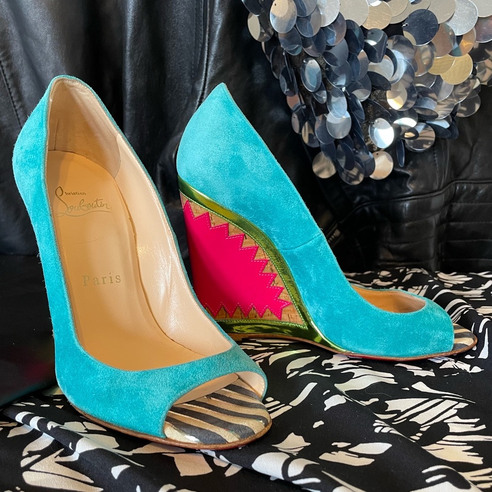 Christian Louboutin Very Prive Suede Wedge 35.5 Vibrant Multicolor